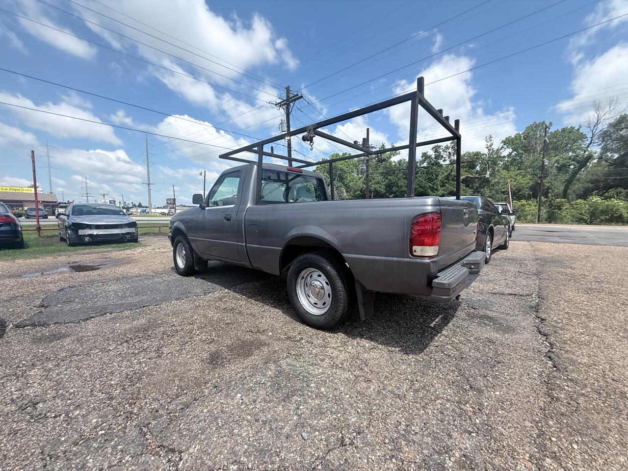 Ford Ranger XL Short Bed 2WD 2000
