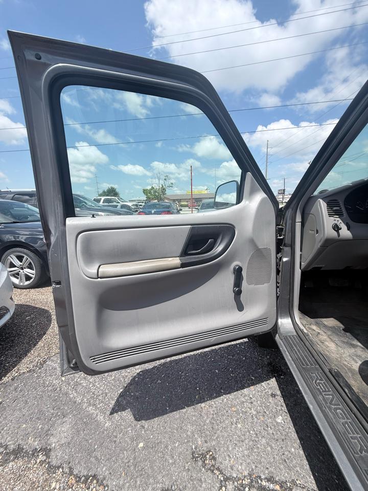 Ford Ranger XL Short Bed 2WD 2000