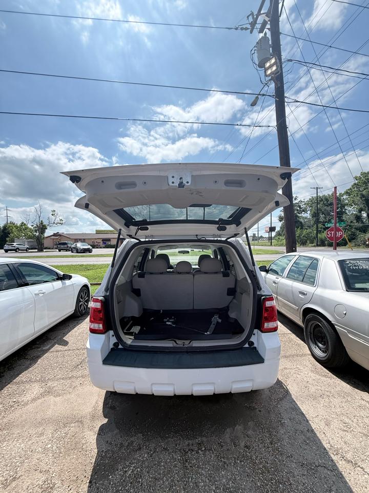 Ford Escape XLT 2WD V6 2008