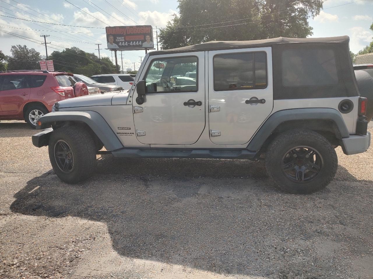 Jeep Wrangler Unlimited Sport 4WD 2017