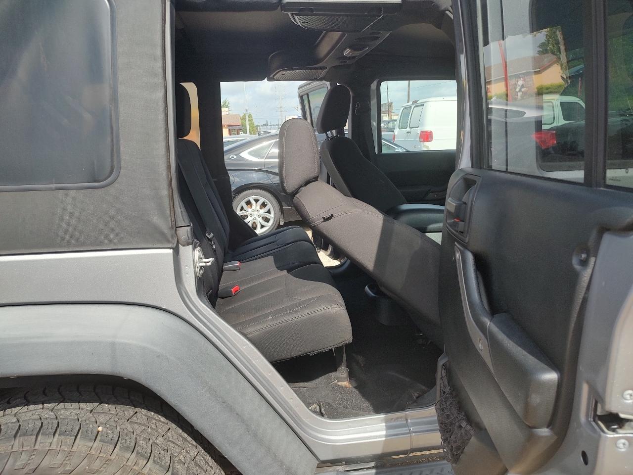 Jeep Wrangler Unlimited Sport 4WD 2017