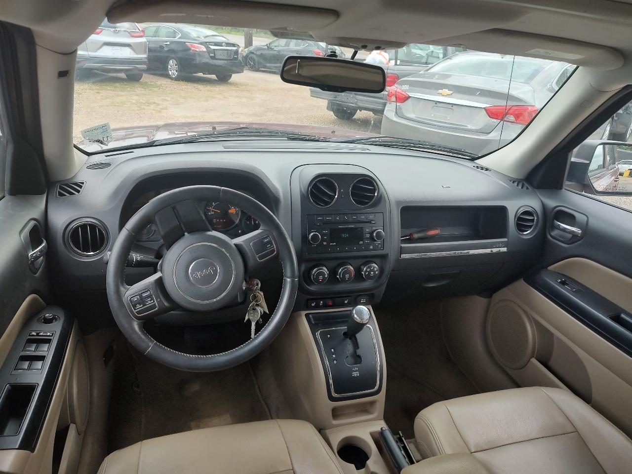Jeep Patriot Latitude 2WD 2015