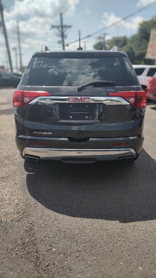 GMC Acadia Denali 2019