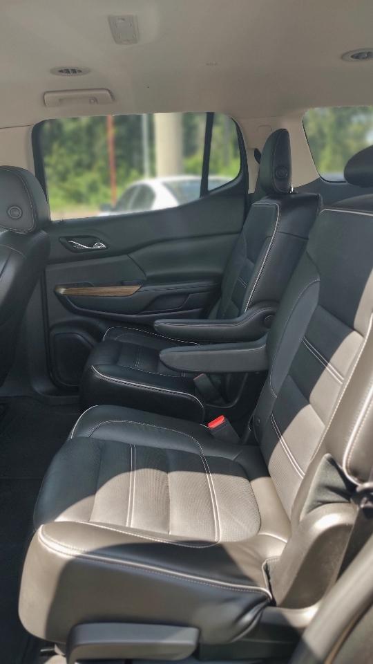 GMC Acadia Denali 2019