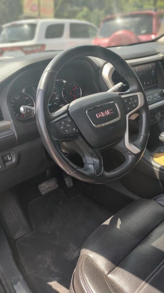 GMC Acadia Denali 2019