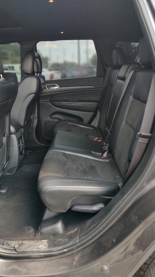 Jeep Grand Cherokee Laredo 2WD 2020
