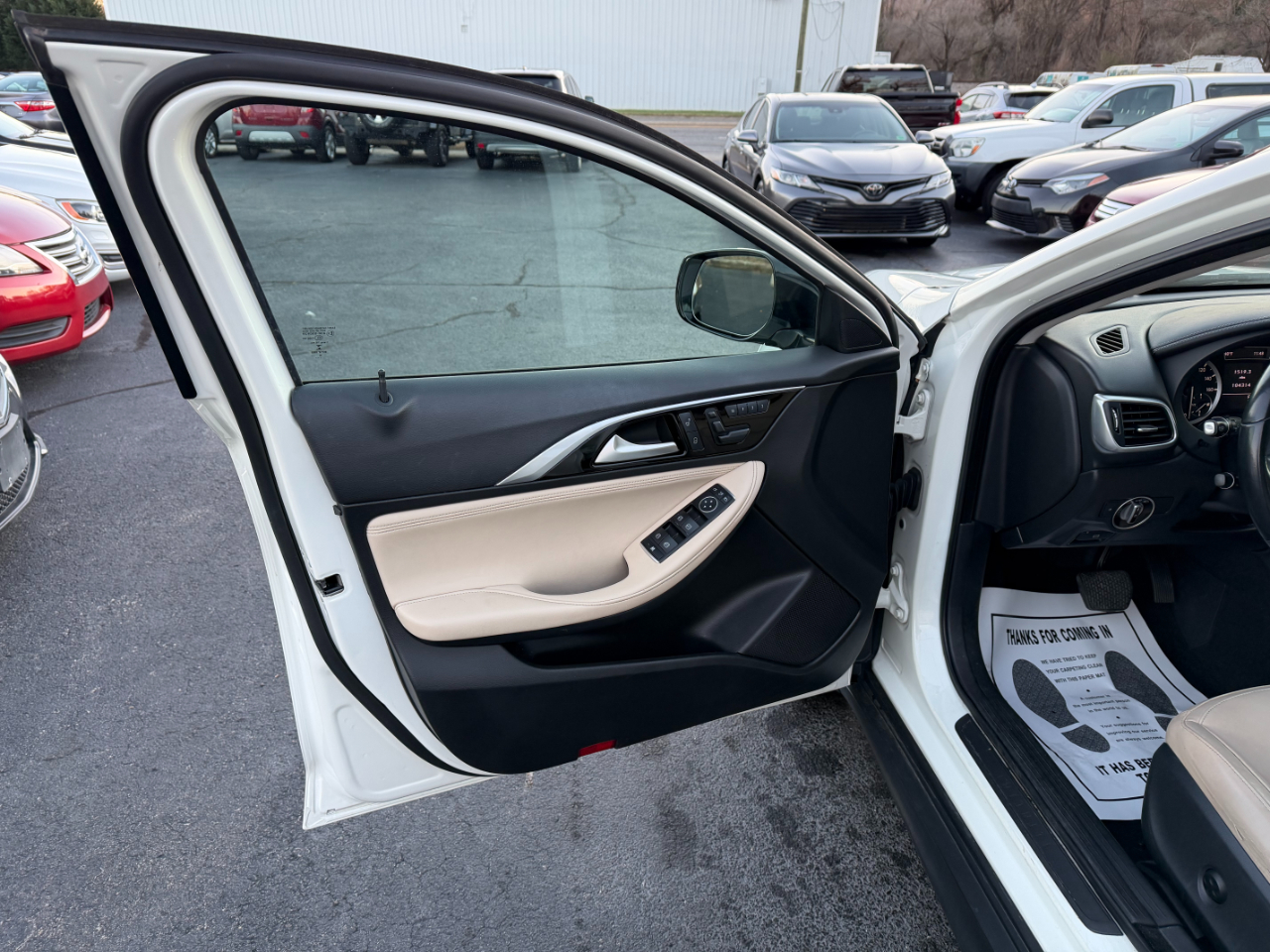 Infiniti QX30 Luxury AWD 2017