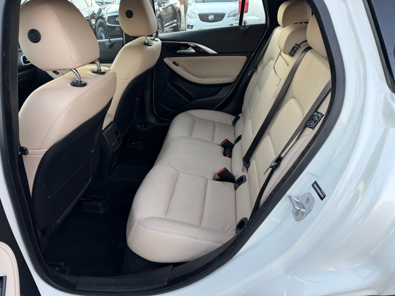 Infiniti QX30 Luxury AWD 2017