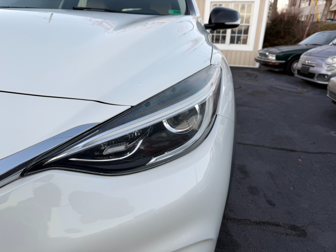 Infiniti QX30 Luxury AWD 2017