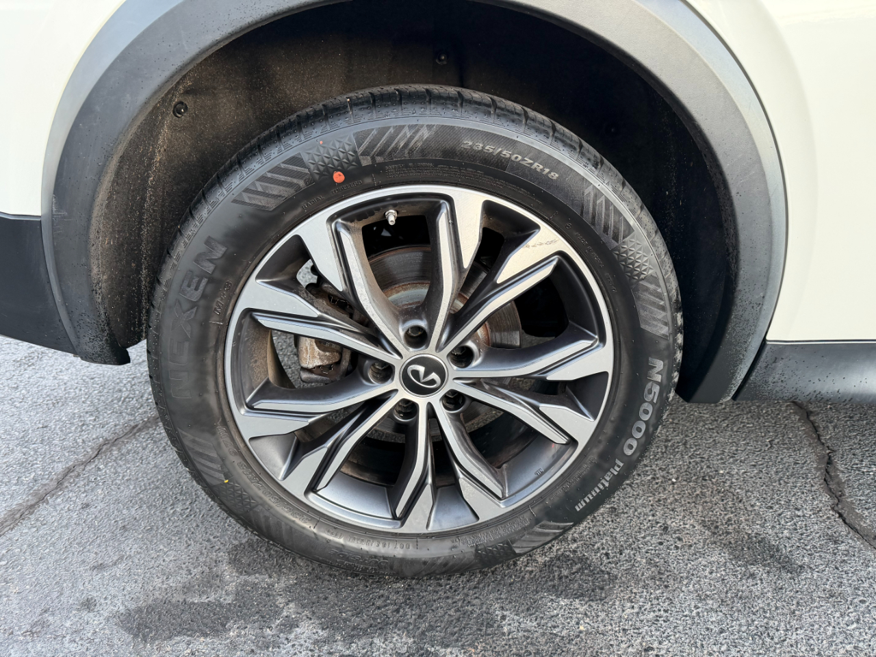 Infiniti QX30 Luxury AWD 2017