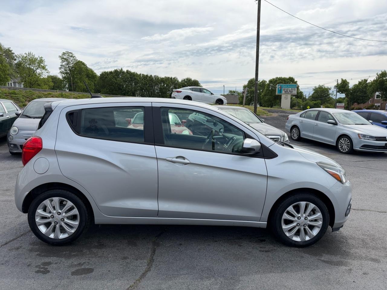Chevrolet Spark 1LT 2016