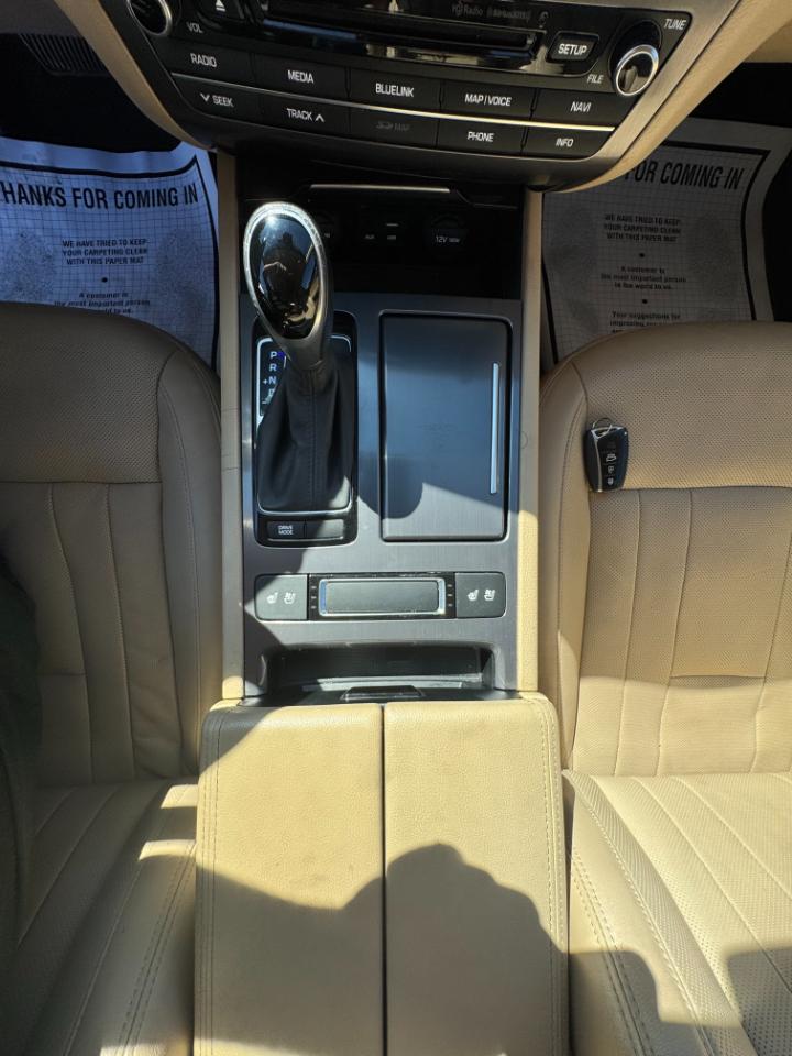 Hyundai Genesis 3.8L V6 4D Sedan 2016