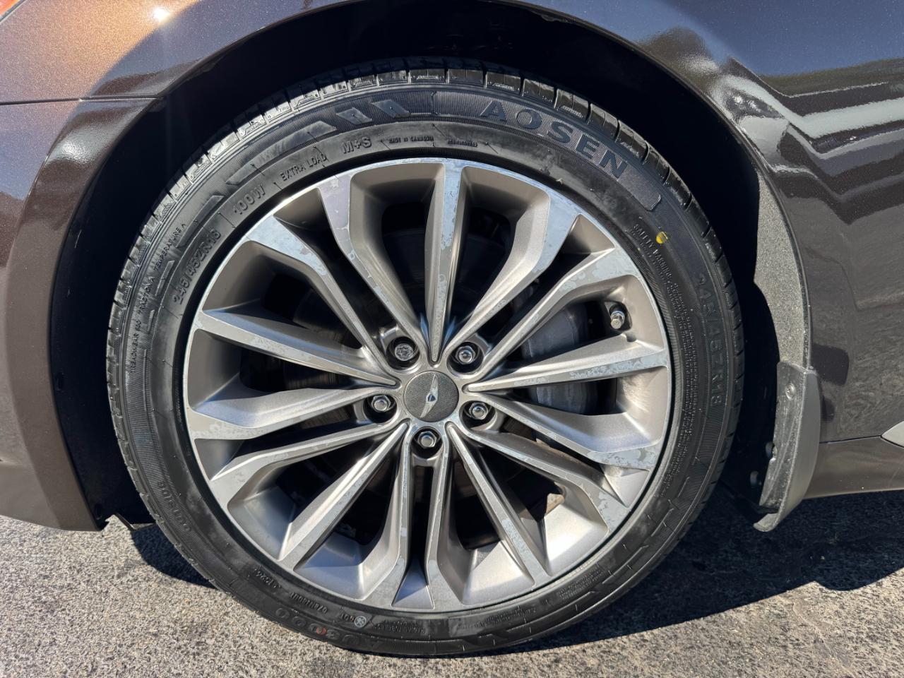 Hyundai Genesis 3.8L V6 4D Sedan 2016