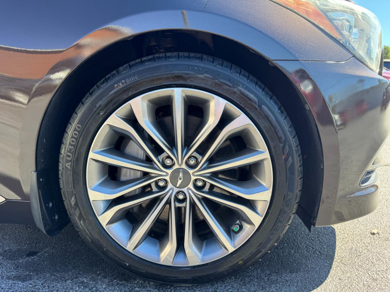 Hyundai Genesis 3.8L V6 4D Sedan 2016
