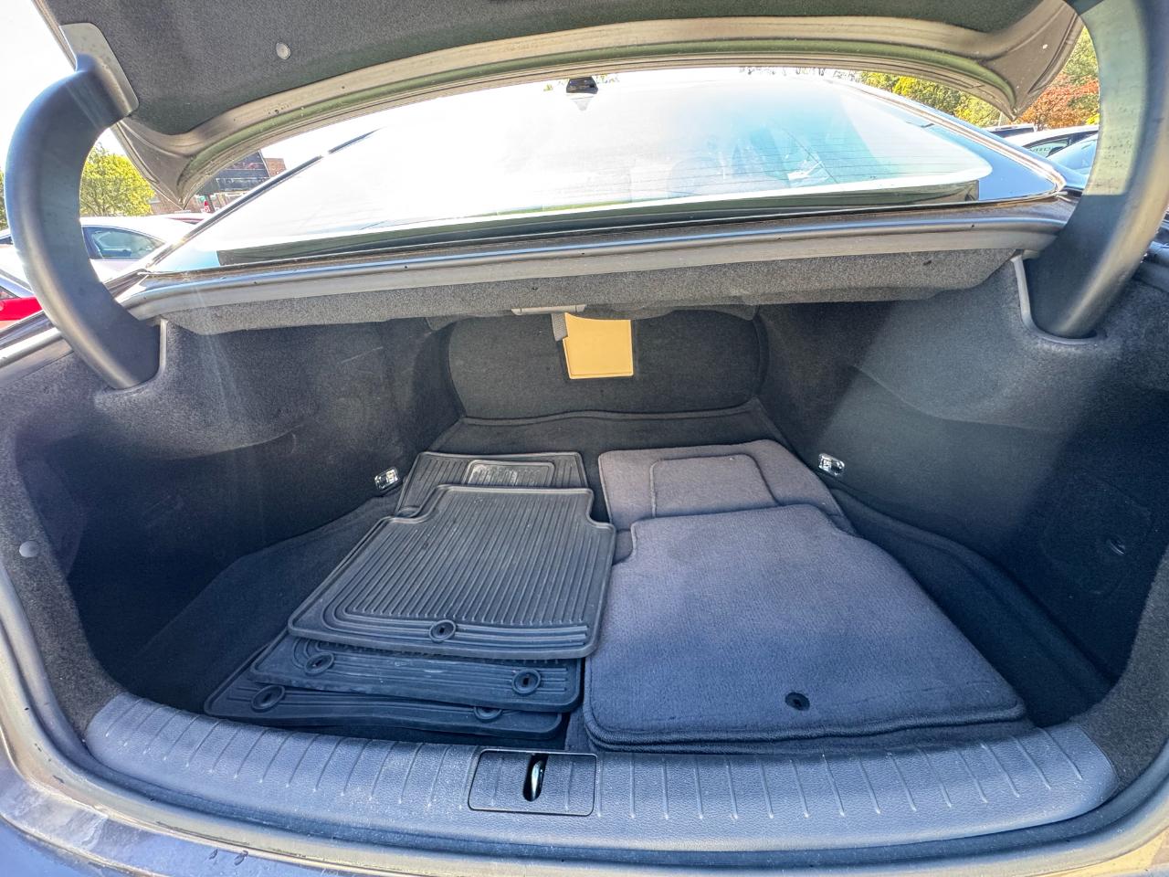 Hyundai Genesis 3.8L V6 4D Sedan 2016