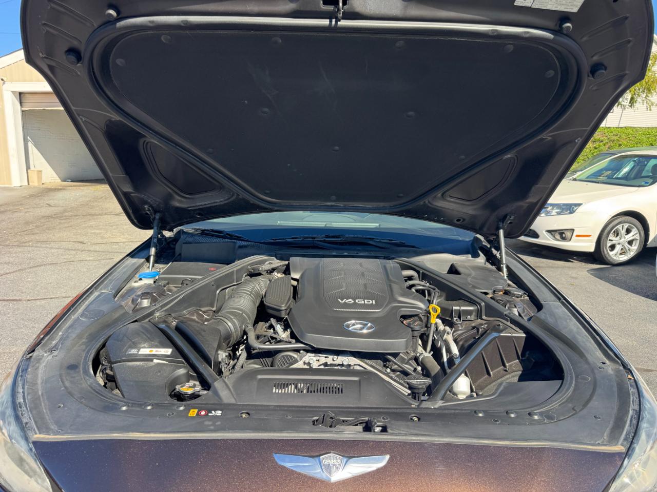 Hyundai Genesis 3.8L V6 4D Sedan 2016