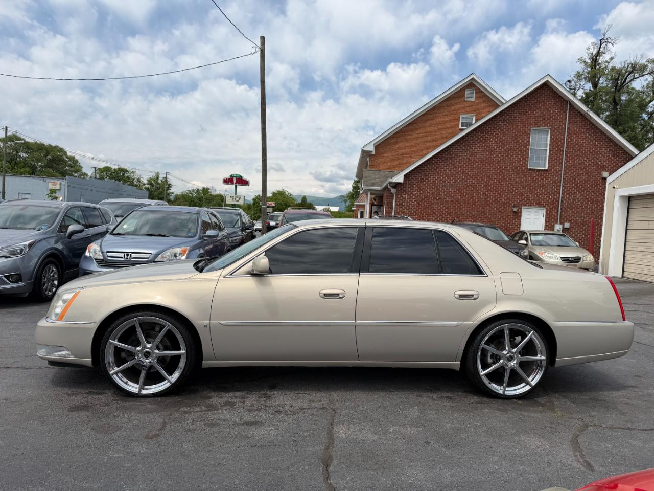 Cadillac DTS  2008