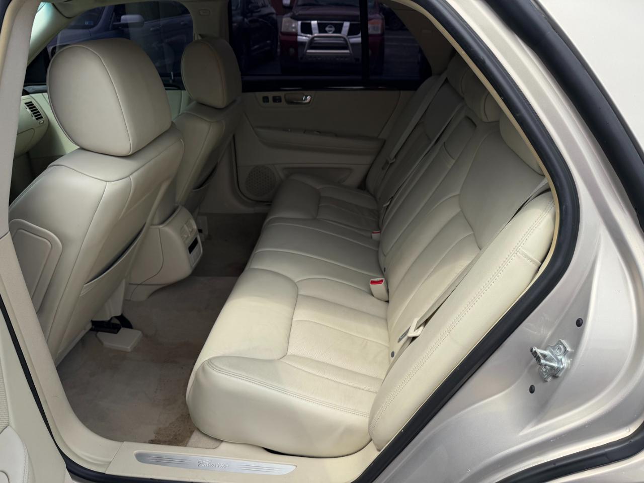 Cadillac DTS  2008