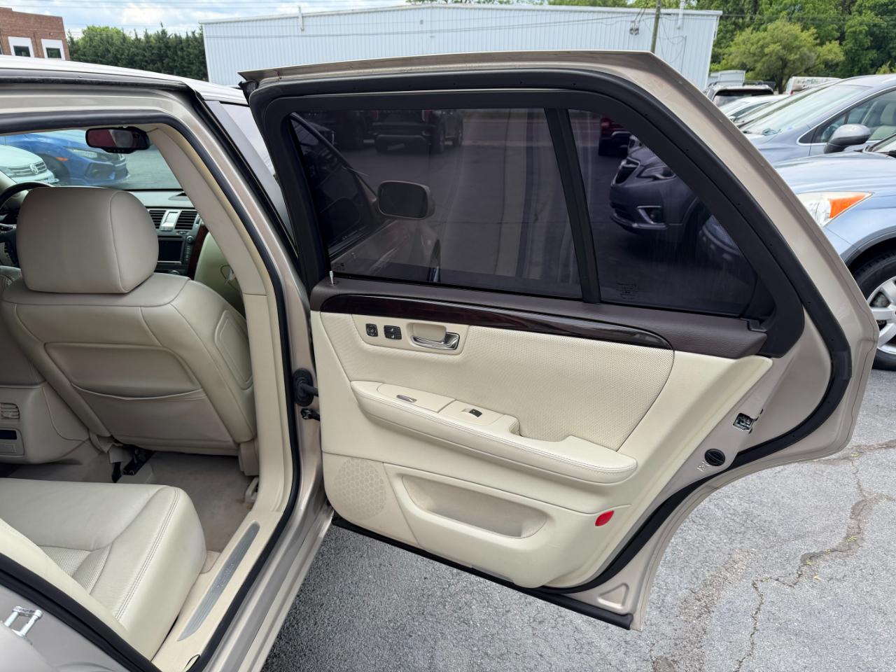 Cadillac DTS  2008