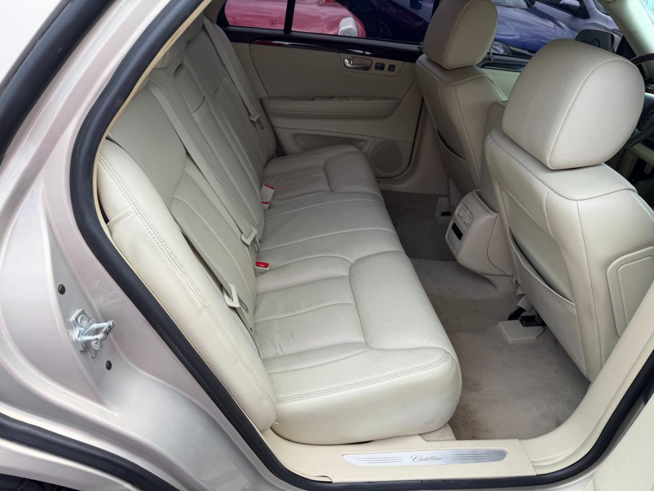 Cadillac DTS  2008
