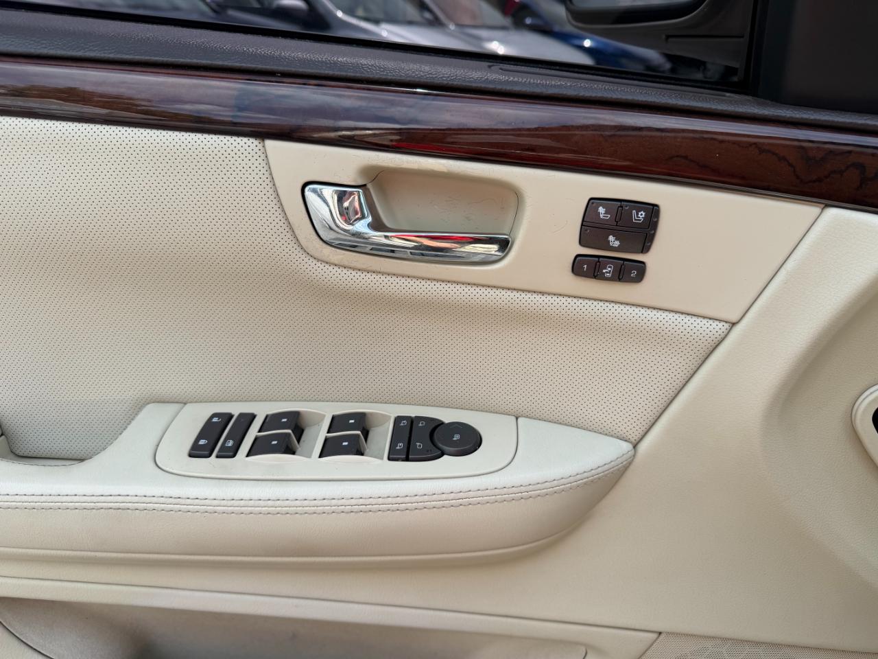 Cadillac DTS  2008
