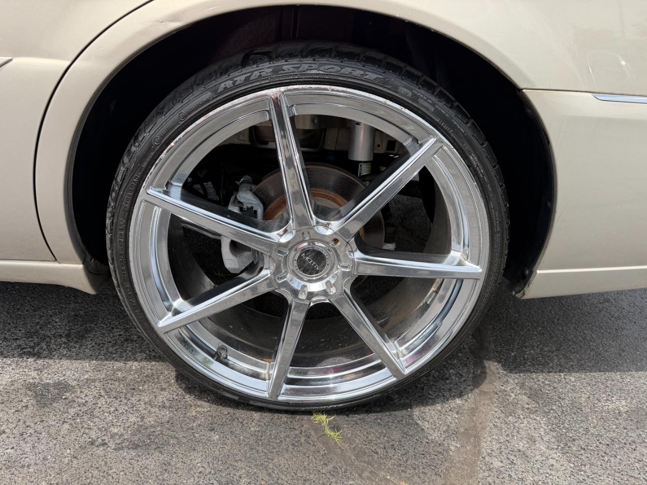 Cadillac DTS  2008