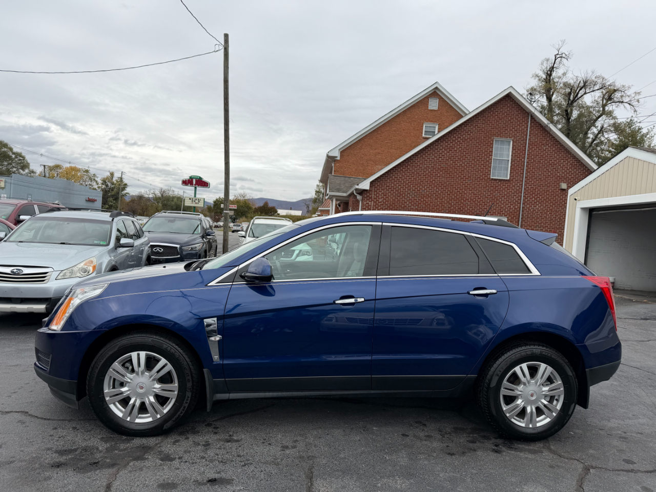 Cadillac SRX Luxury 4D SUV FWD 2012 Cadillac SRX Luxury 4D SUV FWD 2012