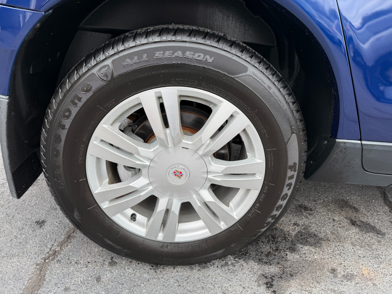 Cadillac SRX Luxury 4D SUV FWD 2012 Cadillac SRX Luxury 4D SUV FWD 2012