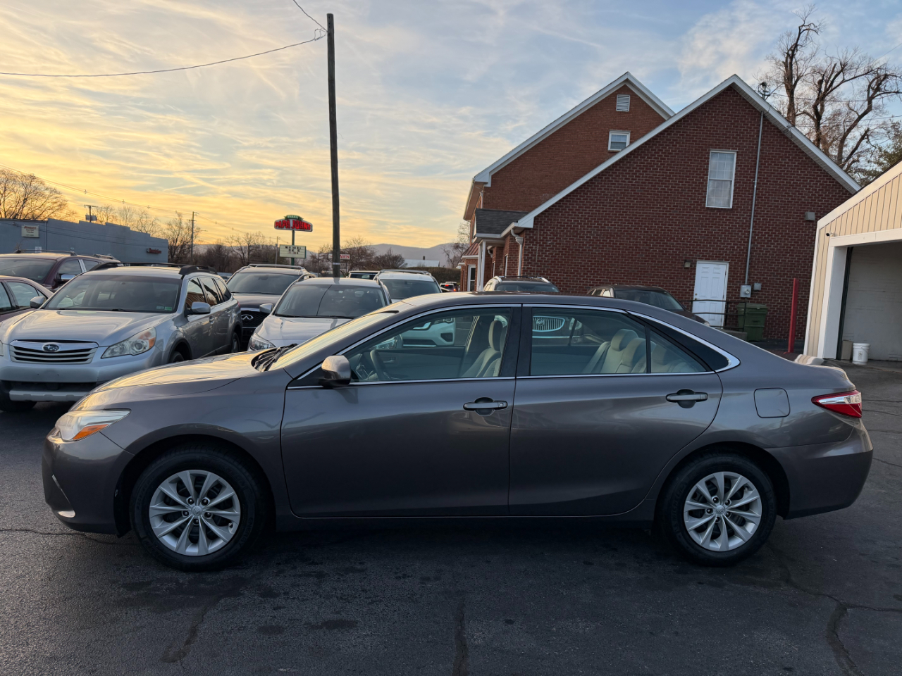 Toyota Camry LE 4D Sedan 2017