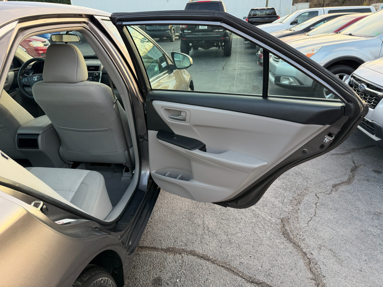 Toyota Camry LE 4D Sedan 2017