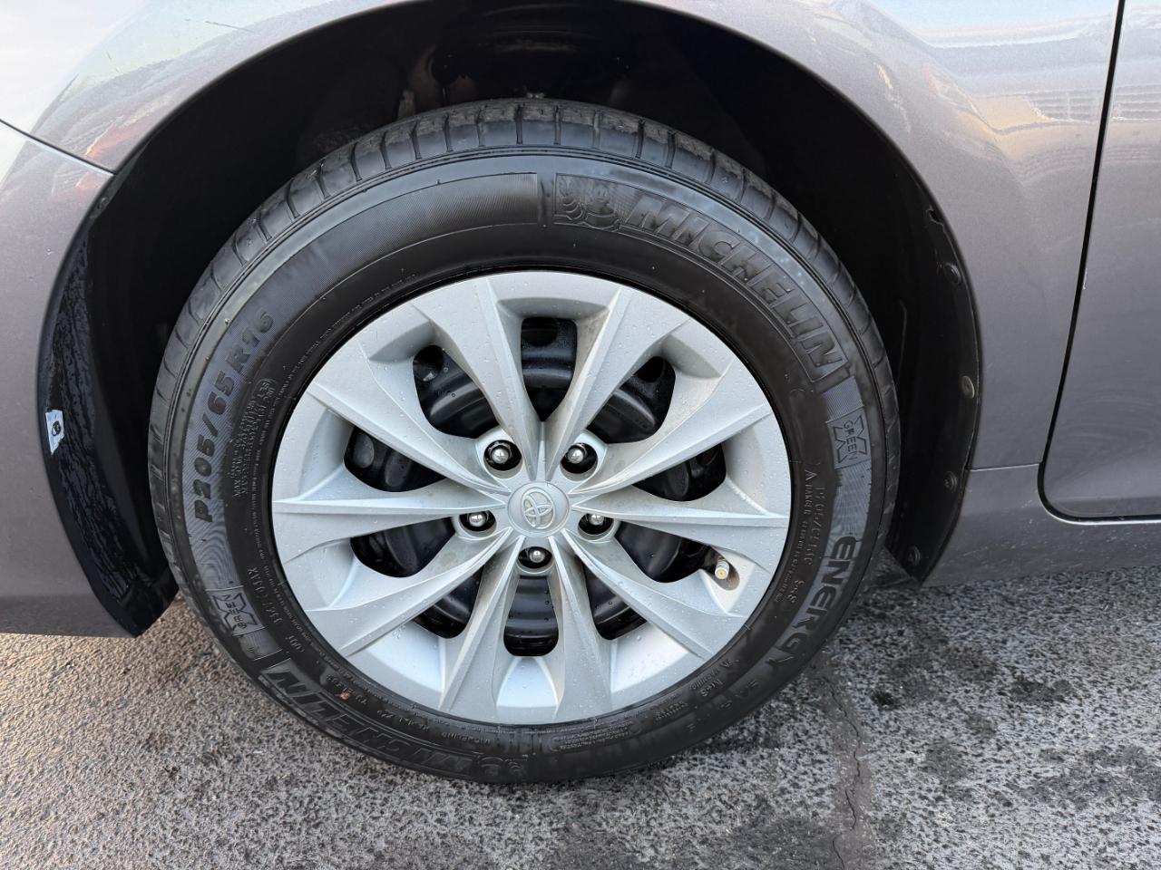 Toyota Camry LE 4D Sedan 2017