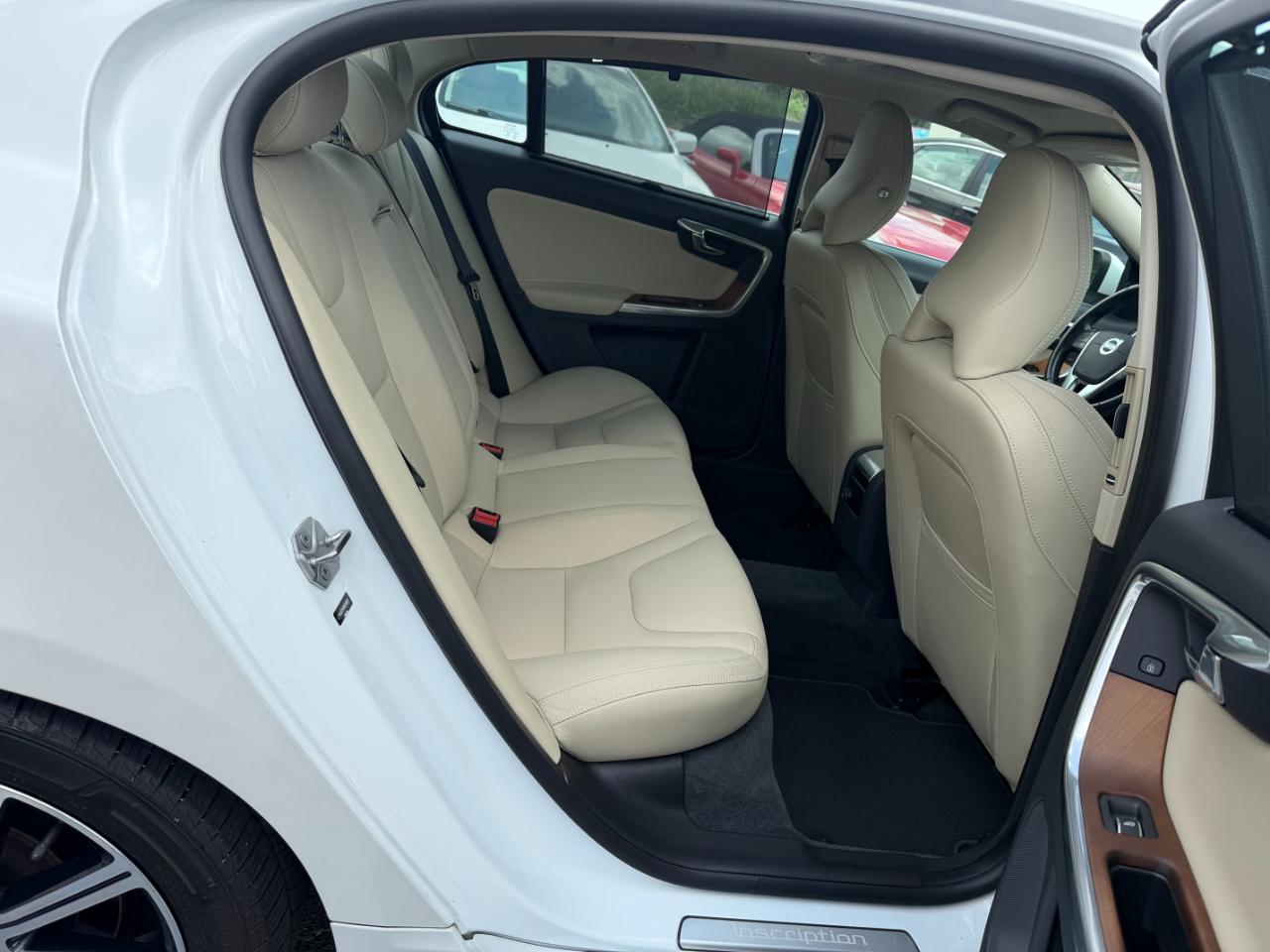 Volvo S60 T5 Inscription Platinum AWD 2017