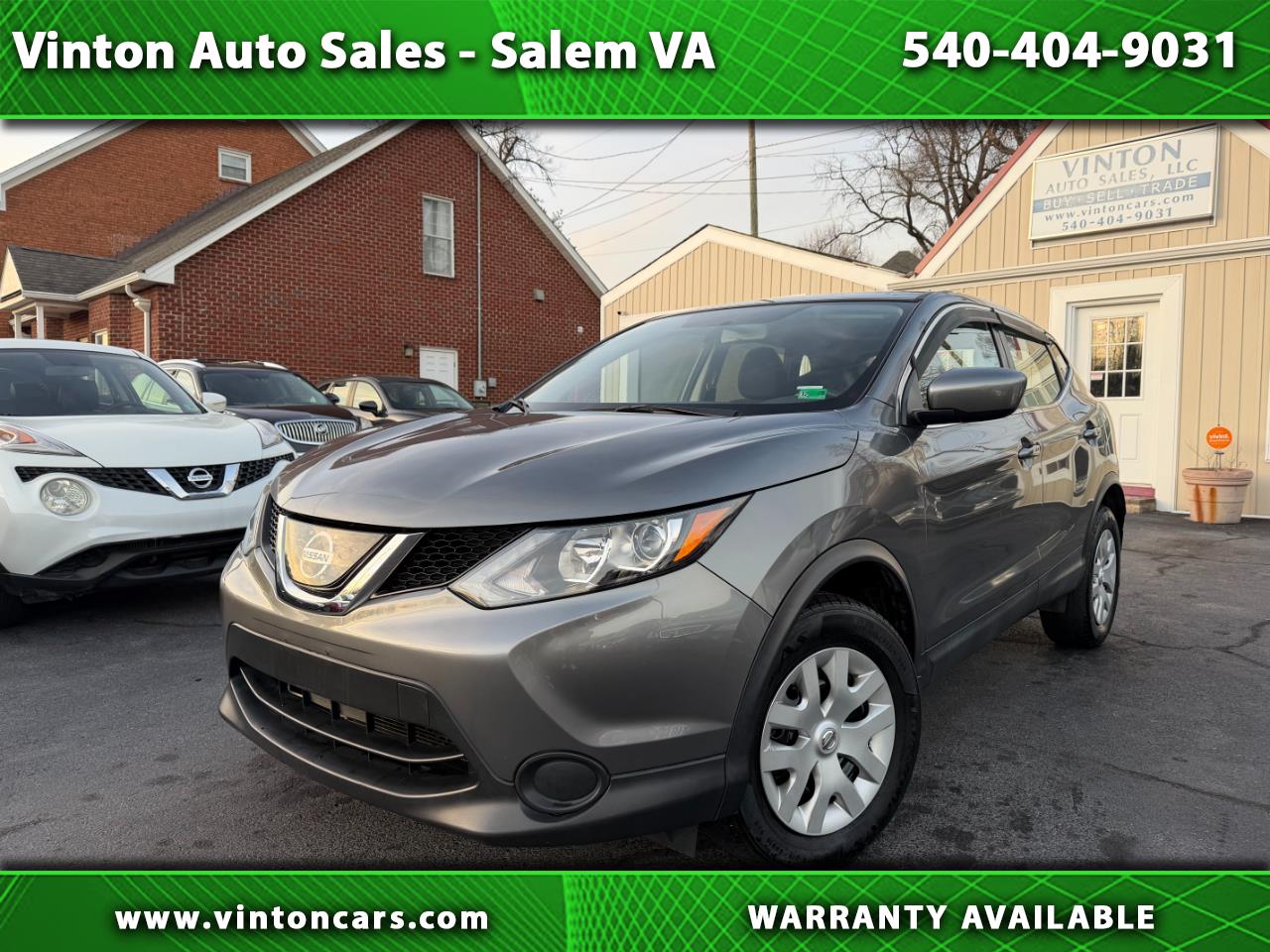 2018 Nissan Rogue Sport S's photo