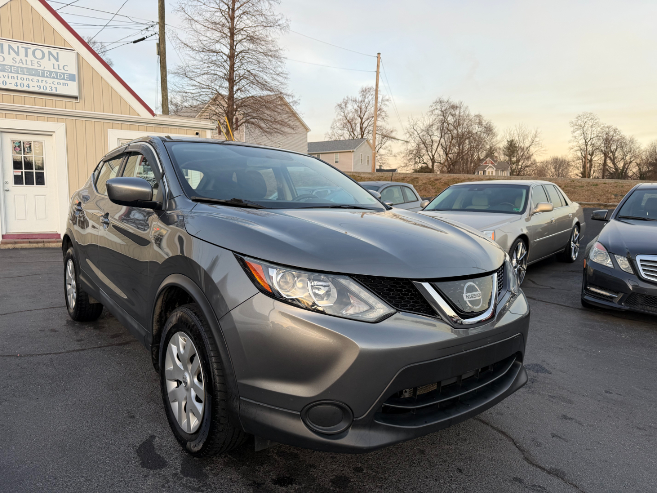 Nissan Rogue S 4D SUV FWD 2018