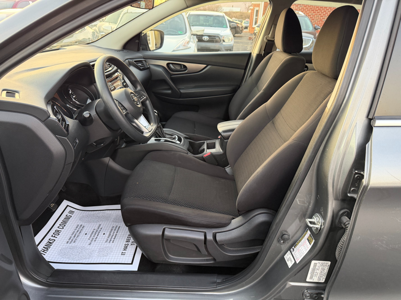 Nissan Rogue S 4D SUV FWD 2018