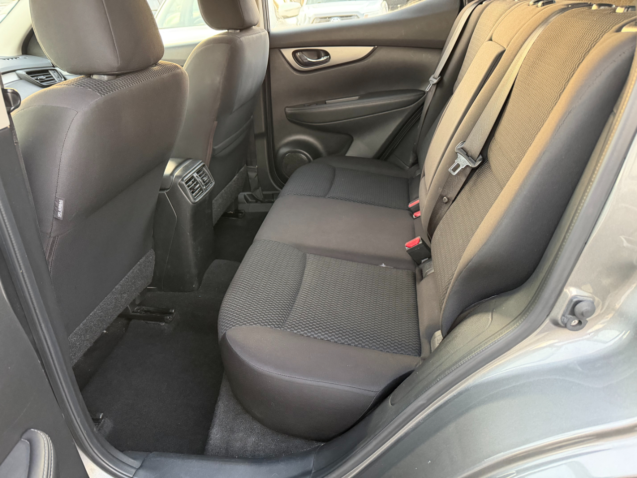 Nissan Rogue S 4D SUV FWD 2018