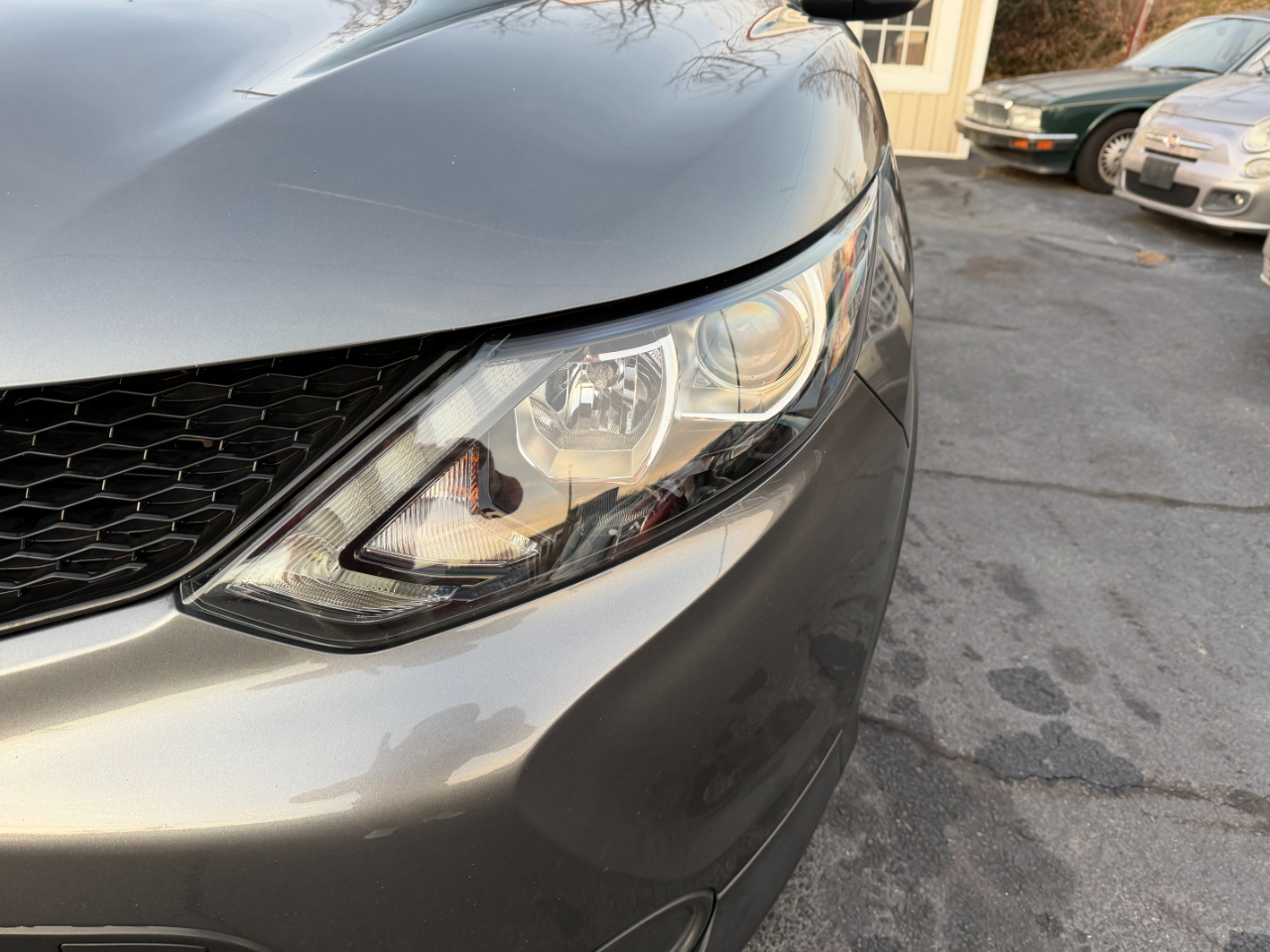 Nissan Rogue S 4D SUV FWD 2018