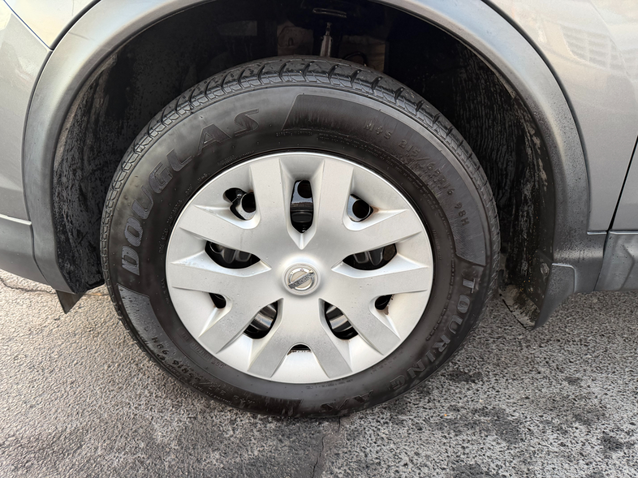 Nissan Rogue S 4D SUV FWD 2018