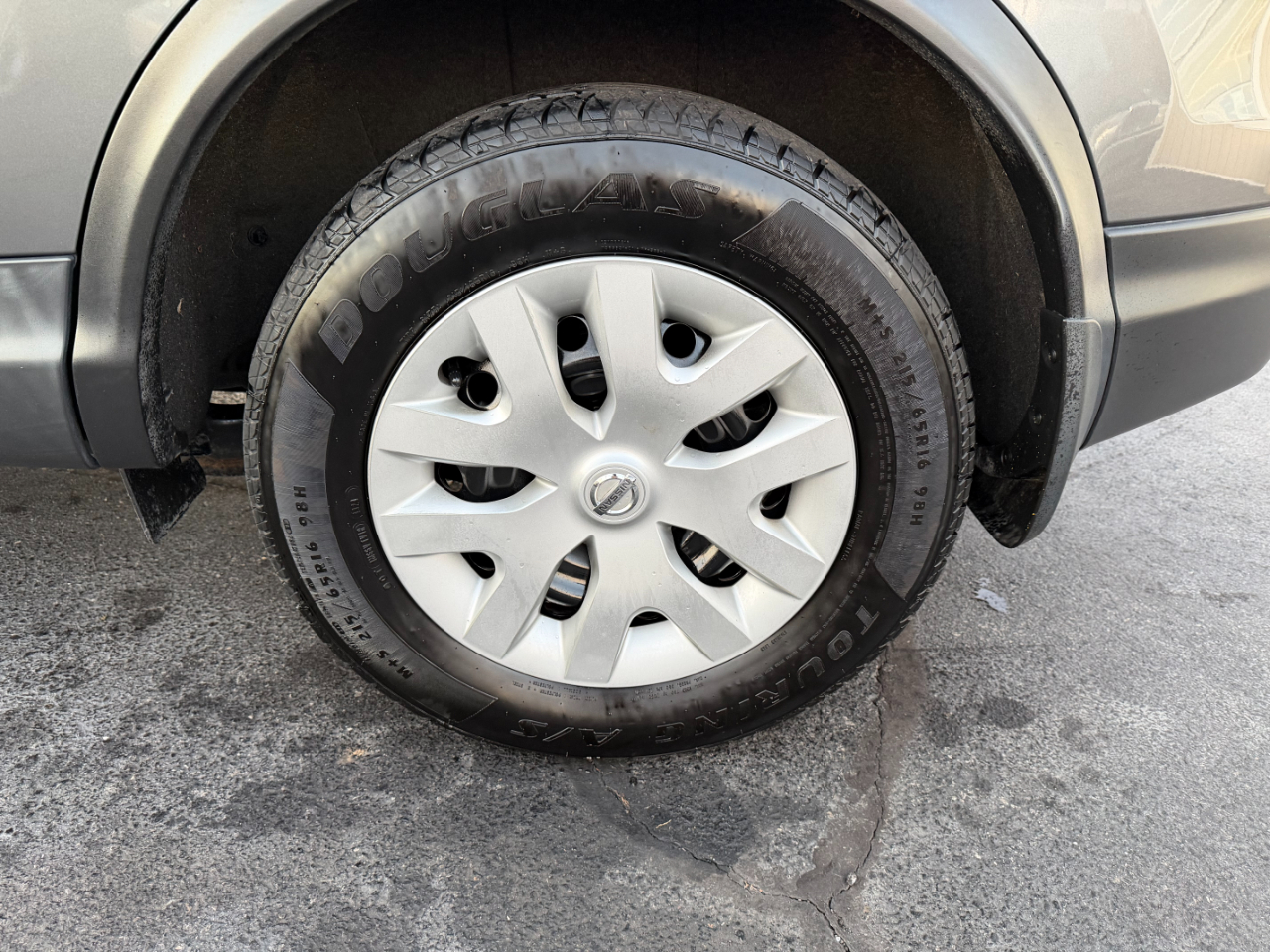 Nissan Rogue S 4D SUV FWD 2018