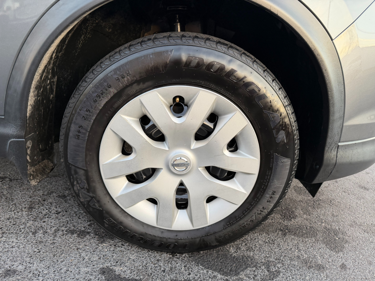 Nissan Rogue S 4D SUV FWD 2018