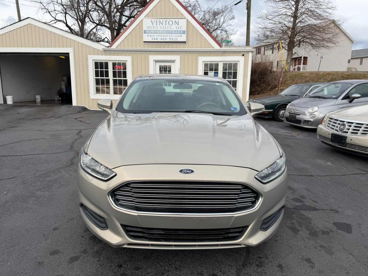 Ford Fusion SE 4D Sedan 2015