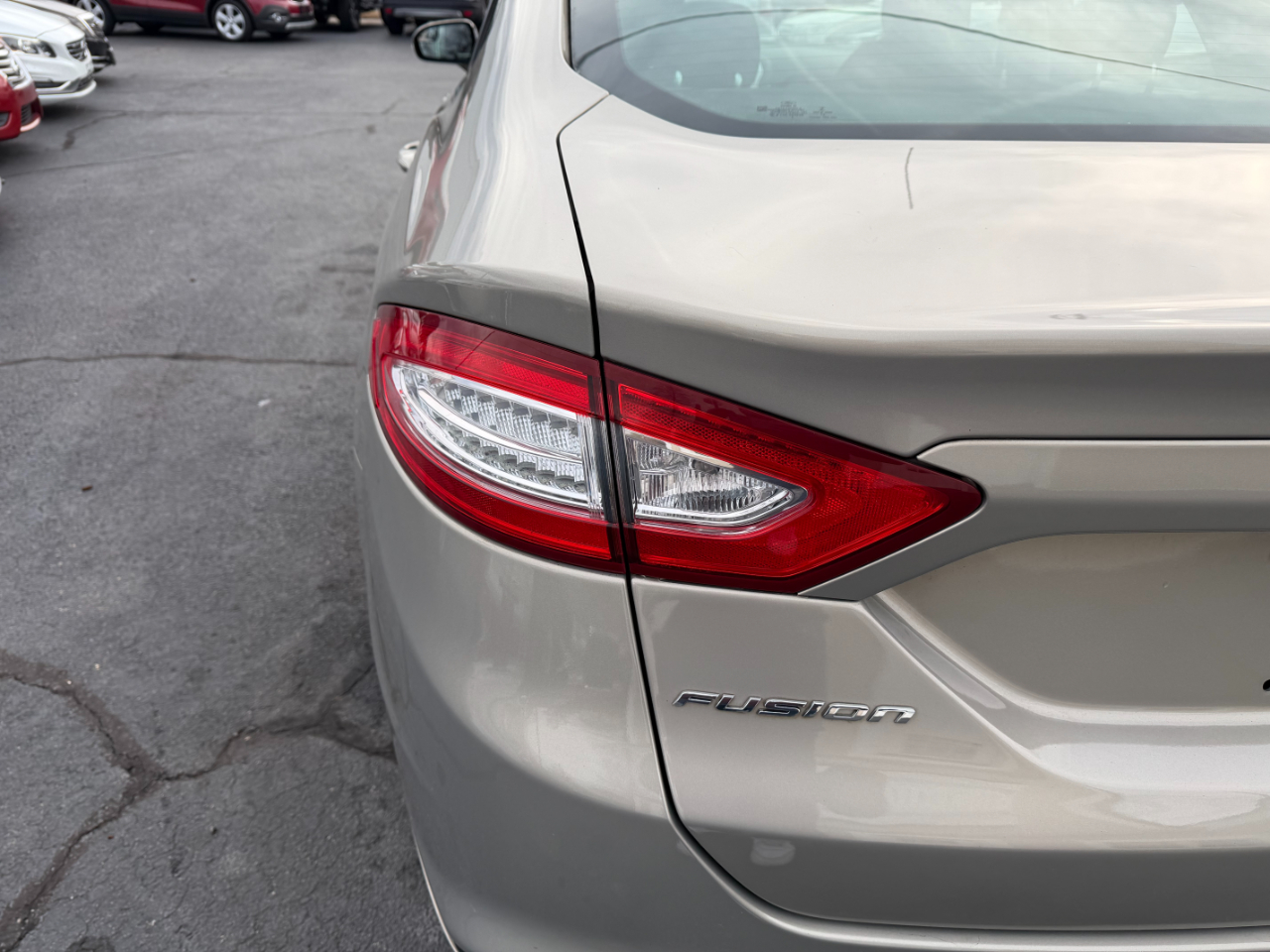 Ford Fusion SE 4D Sedan 2015