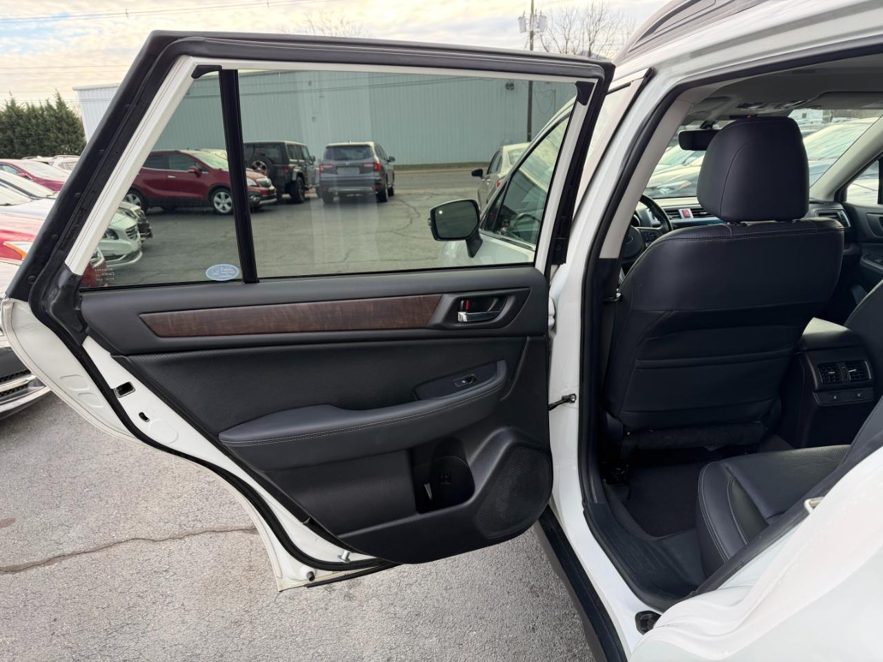 Subaru Outback 3.6R Limited 2017