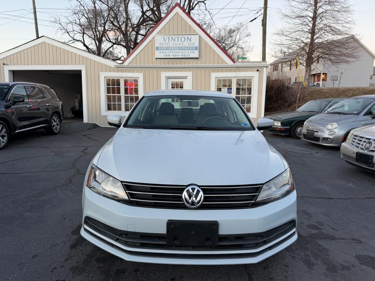 Volkswagen Jetta  2018