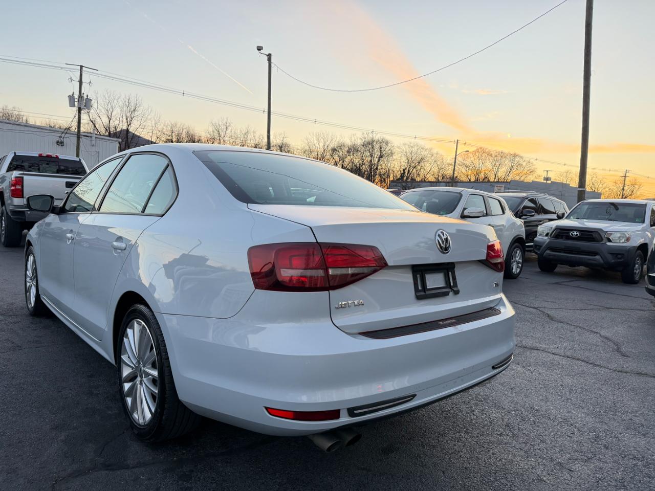 Volkswagen Jetta  2018