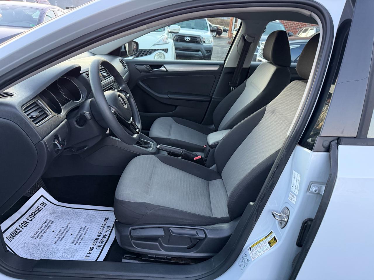 Volkswagen Jetta  2018