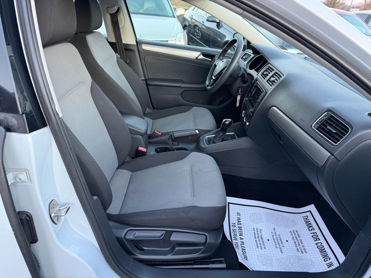 Volkswagen Jetta  2018