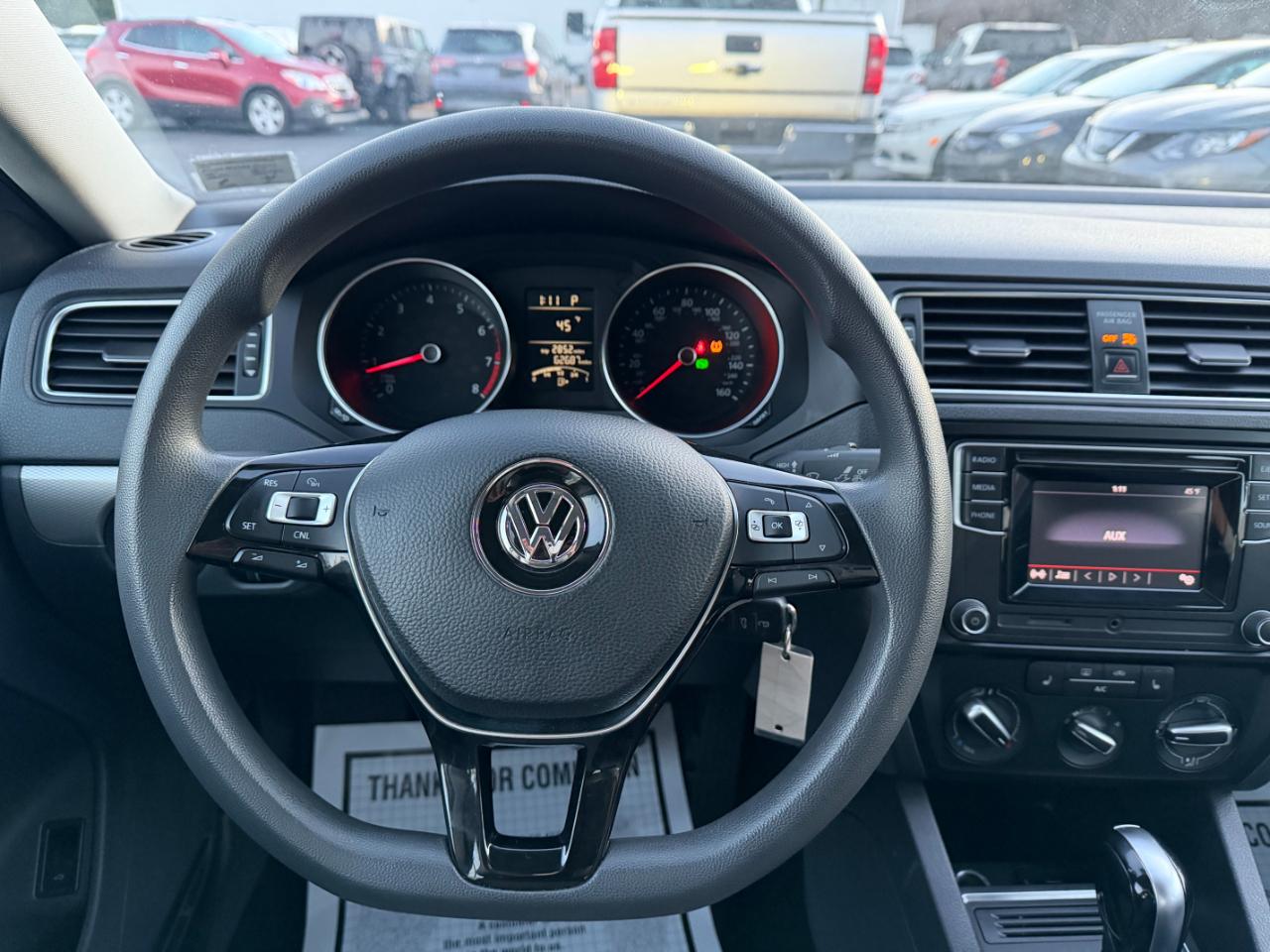 Volkswagen Jetta  2018