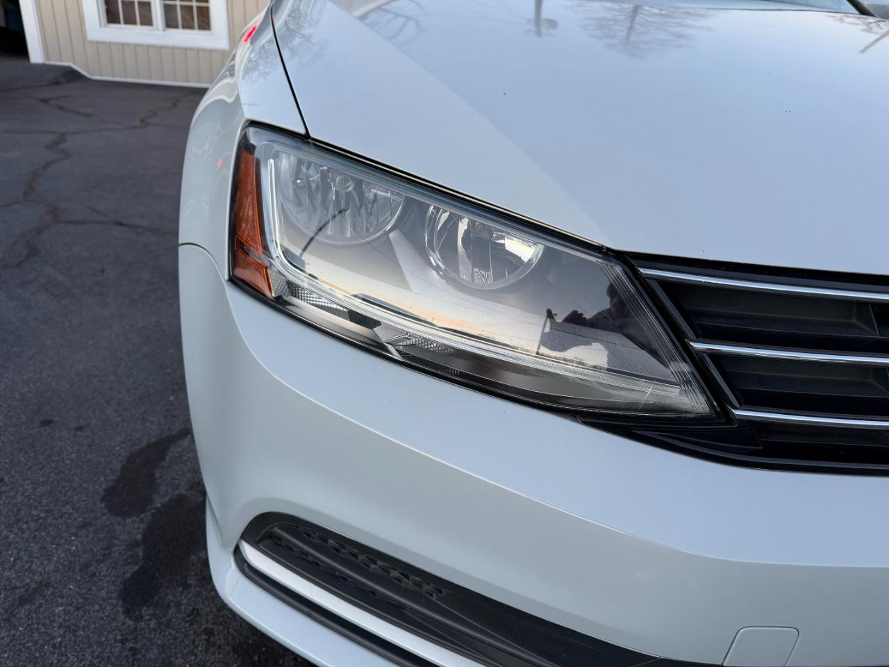 Volkswagen Jetta  2018