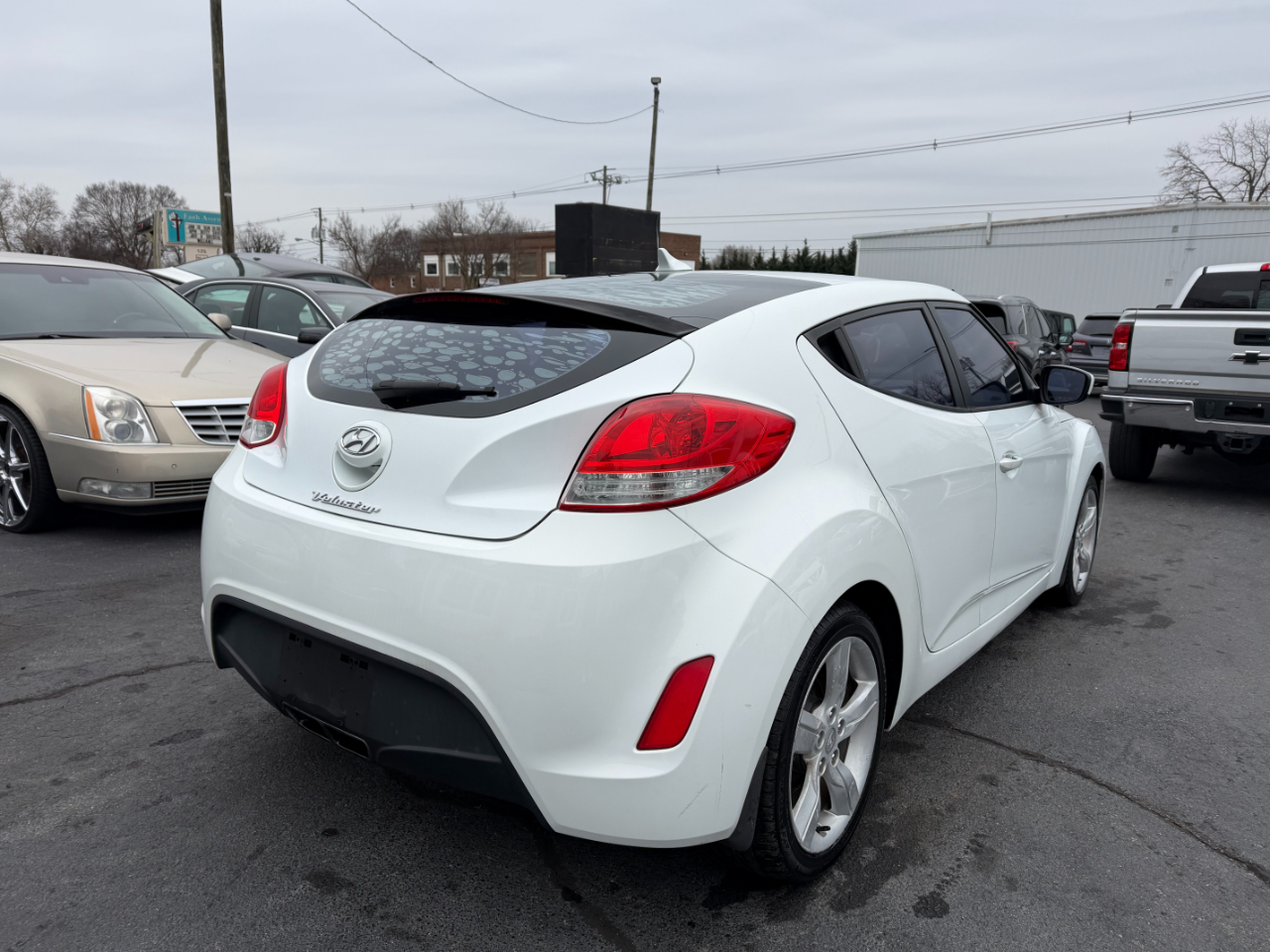 Hyundai Veloster  2013